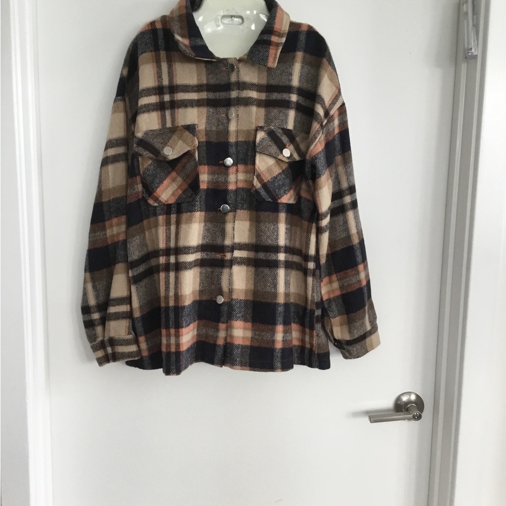 Plaid Button-Up Women's Jacket